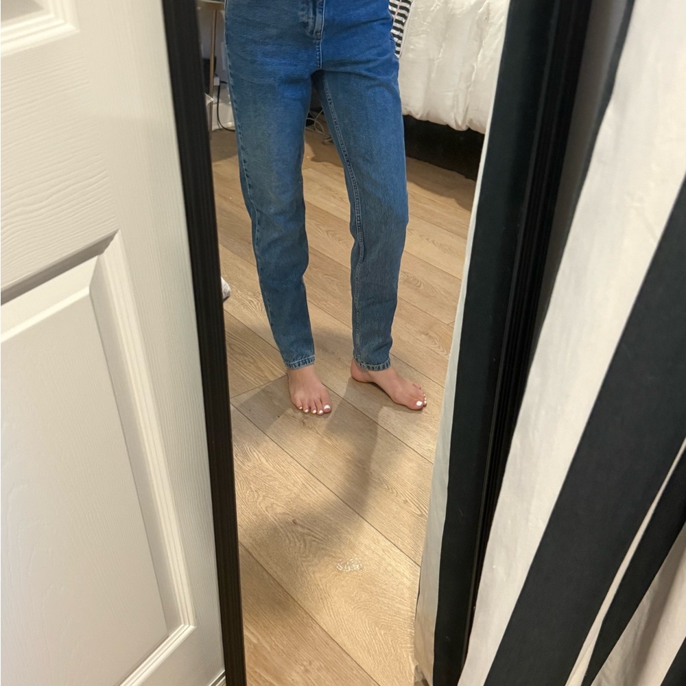 BDG Women's Straight Leg Blue Jeans